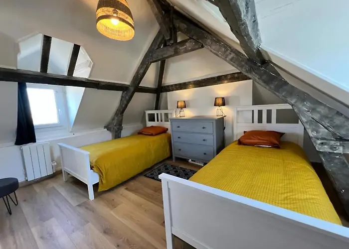 Holiday home Homefleur - Maison 130m2 - 8 A 10 Pers - Jardin Honfleur